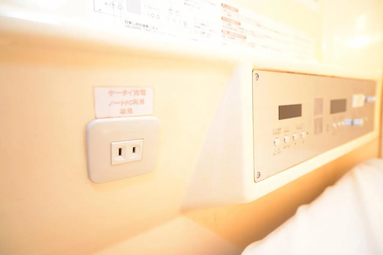 Hotel cápsula Capsule Inn Shimbashi Tokio Japón