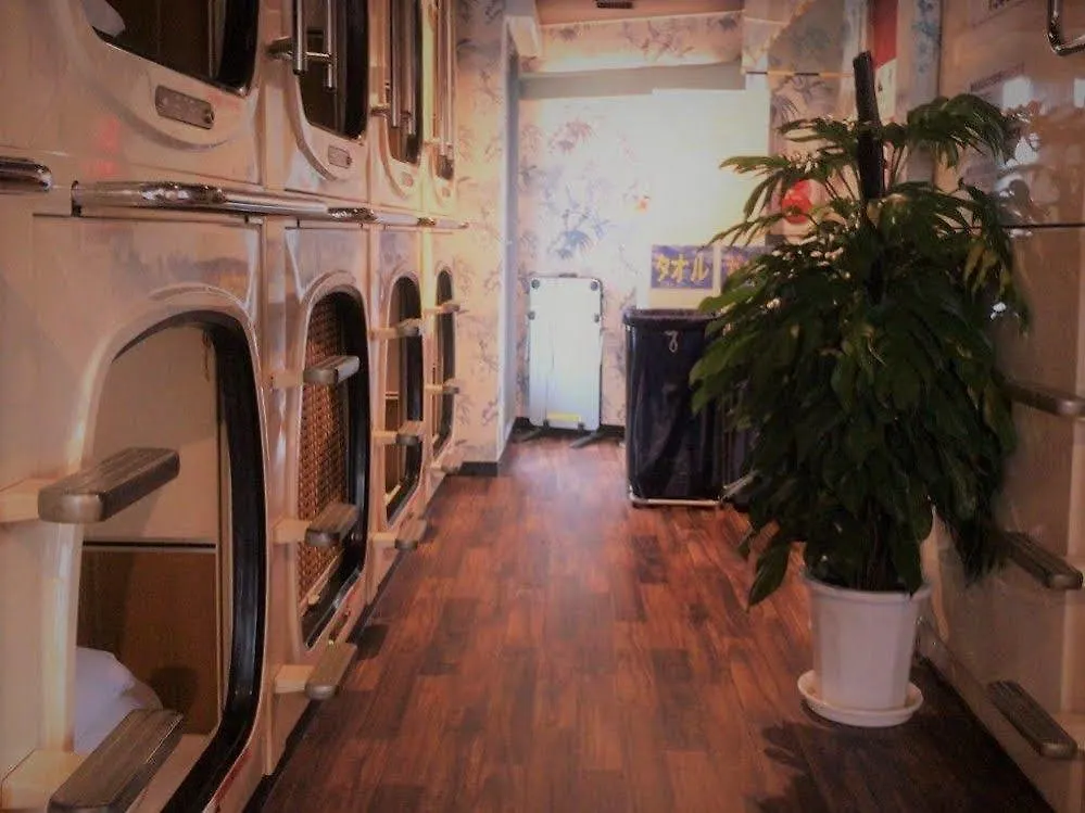 Hotel cápsula Capsule Inn Shimbashi Tokio